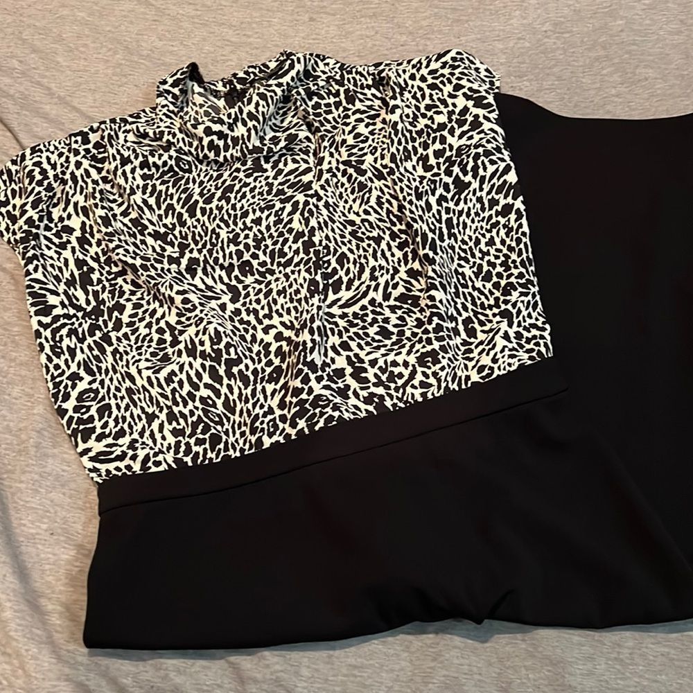 Express draped mock neck midi style dress Large